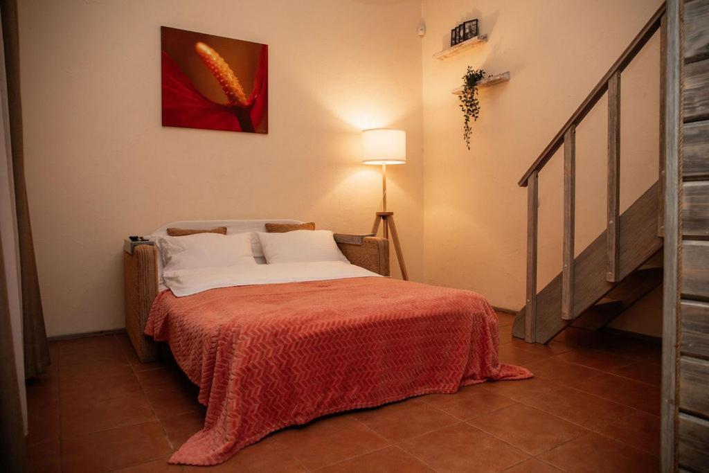 Veselyj Zajets Hotel Pirnove Kültér fotó